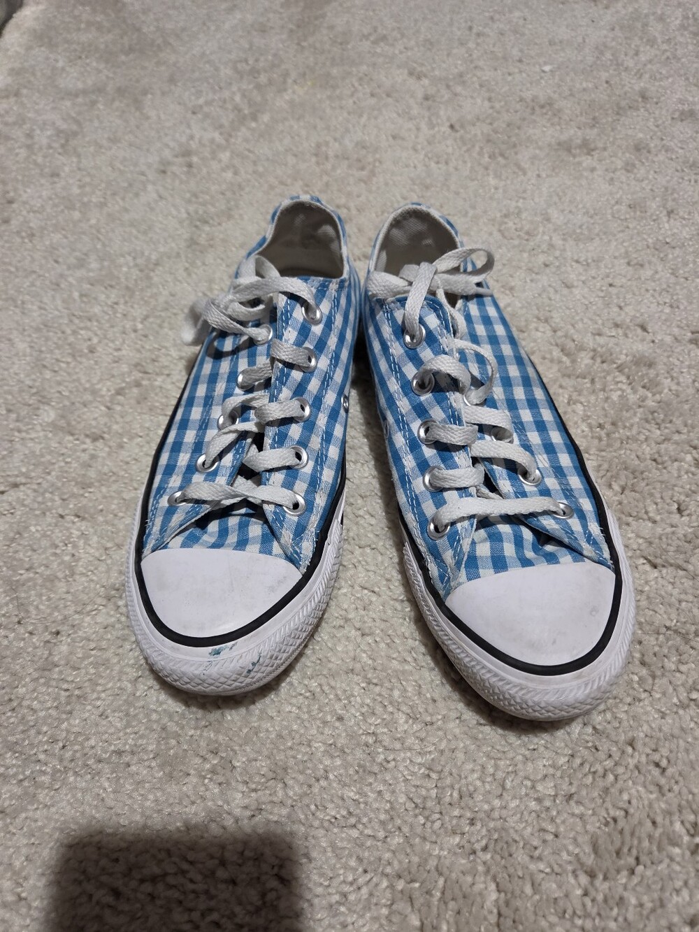 Converse Low-Top Gingham Sneakers in Blue and White